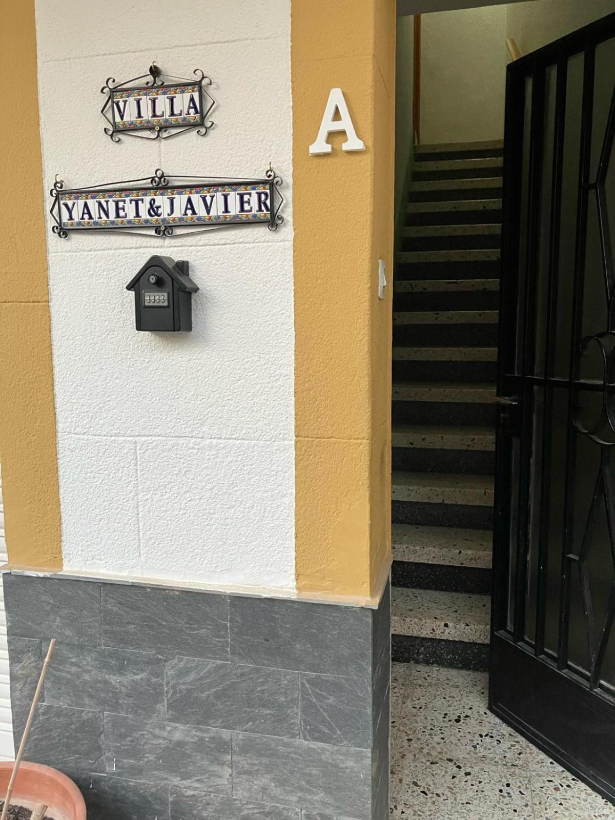 Villa Yanet La Granada Exteriér fotografie